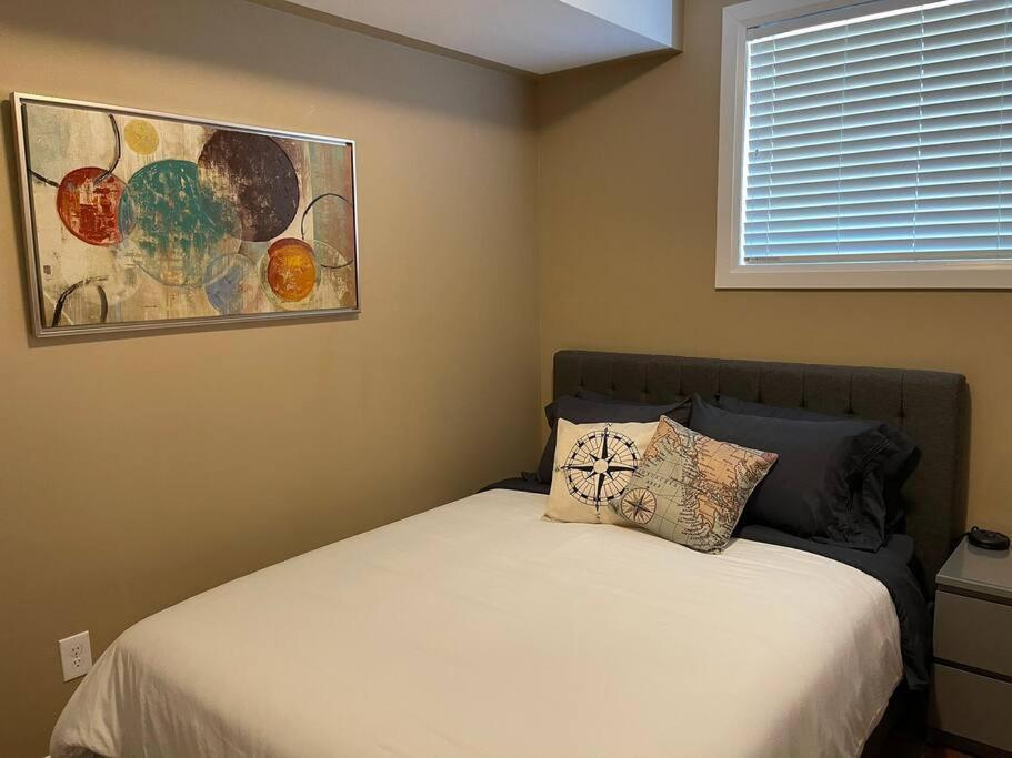 Cozy 2 Bedroom Home In Chatham - Left Side Екстер'єр фото